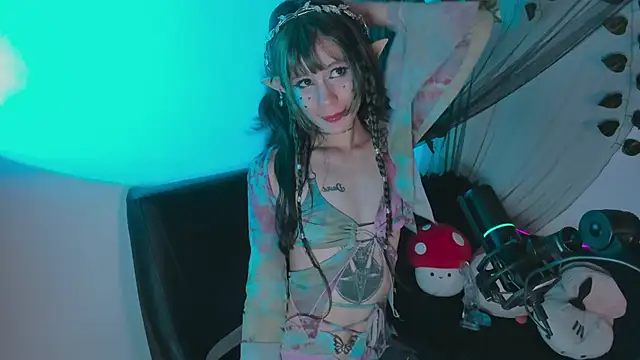 Lucy Jade online show from 04-14-26, 11:44