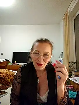 Blond lady czech online show from 04-23-26, 08:22