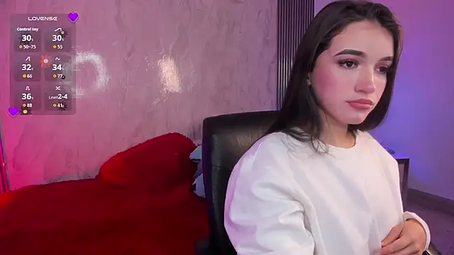 IsabellaDubois  online show from 04-18-26, 02:10