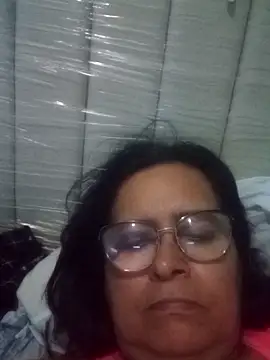 PienCanela online show from 04-25-26, 09:01