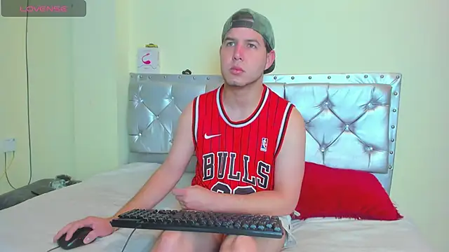 matthew gill online show from 05-08-26, 11:37