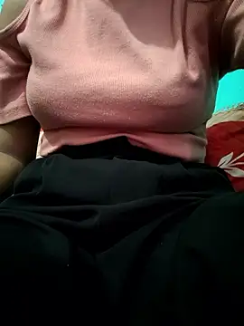 Liviya  225   online show from 04-15-26, 06:42