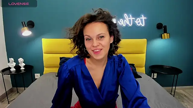 Kira Steel online show from 04-14-26, 08:09