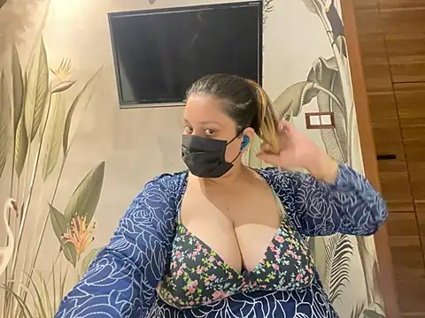 kavyasingh36 online show from 05-16-26, 12:18