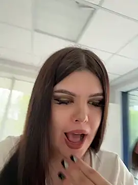 AmeliaBronze online show from 05-11-26, 02:06