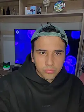 Snapshot of AdrianEmpire chatting on 04-13-26, 10:37 AdrianEmpire online show from 04-13-26, 10:37