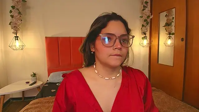 Shadya  online show from 05-15-26, 03:24