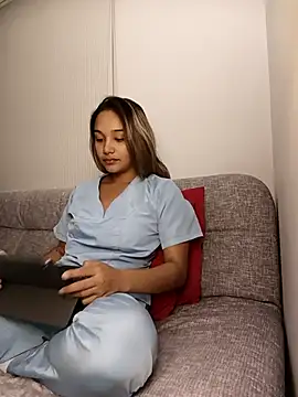 Miss Taniac online show from 04-23-26, 05:52