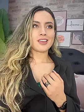 Snapshot of JennaSkyeXXX chatting on 04-14-26, 11:55 JennaSkyeXXX online show from 04-14-26, 11:55