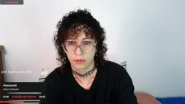 YourGothFemboy online show from 07-18-26, 03:16