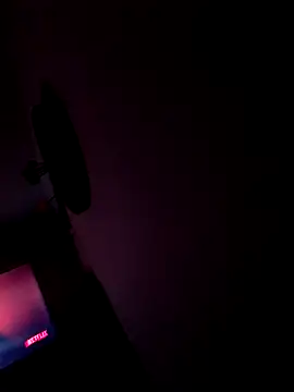 Snapshot of sade94 chatting on 04-12-26, 09:25 sade94 online show from 04-12-26, 09:25