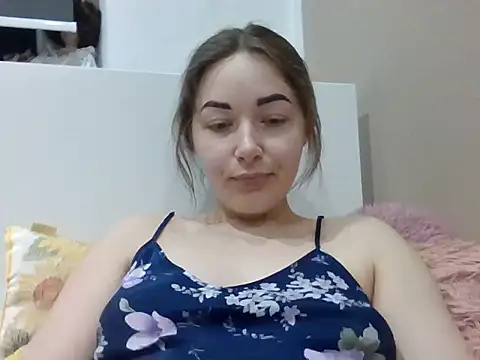 Doris2222 online show from 04-26-26, 10:07