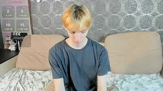 cute grecha online show from 04-13-26, 04:56