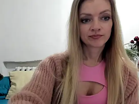 Snapshot of Severina7 chatting on 06-01-26, 07:37 Severina7 online show from 06-01-26, 07:37