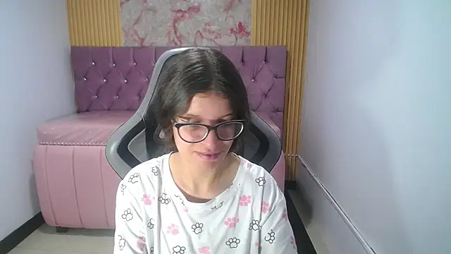 Kailee ch online show from 04-16-26, 01:45