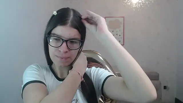 Kailee ch online show from 05-02-26, 12:43