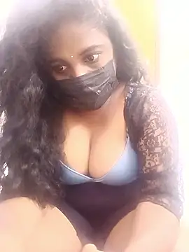 Snapshot of Chinnu-24 chatting on 05-27-26, 01:08 Chinnu-24 online show from 05-27-26, 01:08