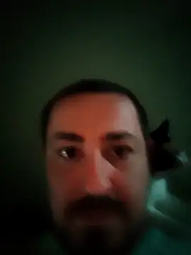 Loulou06123 online show from 04-12-26, 06:35