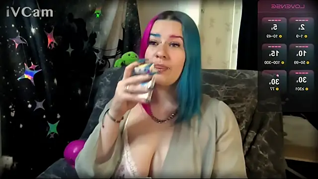 Neon Baddie online show from 05-09-26, 07:46