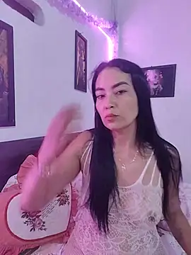 LuluDream online show from 06-04-26, 04:29