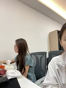 Snapshot of Taosi11 chatting on 06-17-26, 06:49 Taosi11 online show from 06-17-26, 06:49