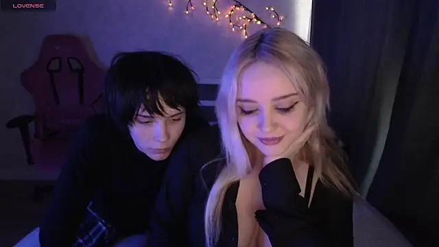 Snapshot of ScallyMilana chatting on 04-23-26, 06:47 ScallyMilana online show from 04-23-26, 06:47