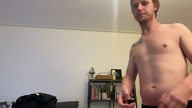 Tippygirl online show from 04-14-26, 04:29