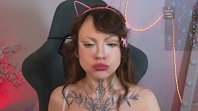 EricaMoonn online show from 04-21-26, 09:04