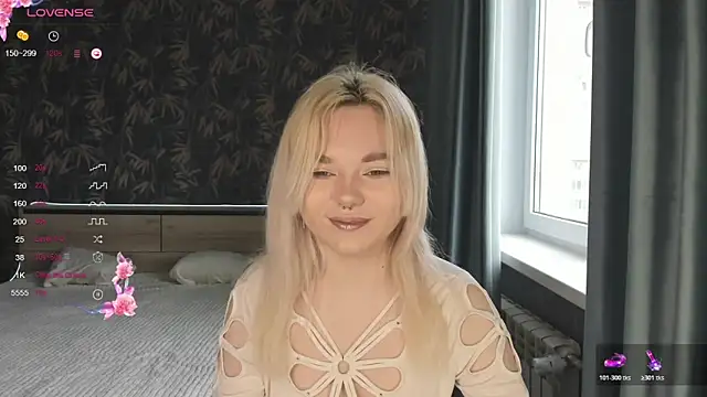 Snapshot of Anna_Delon chatting on 04-14-26, 07:03 Anna Delon online show from 04-14-26, 07:03