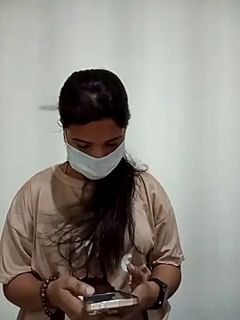 Anjali hot33 online show from 04-18-26, 06:28