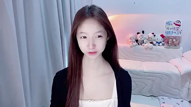 Snapshot of lucky-tt chatting on 06-28-26, 04:40 lucky-tt online show from 06-28-26, 04:40