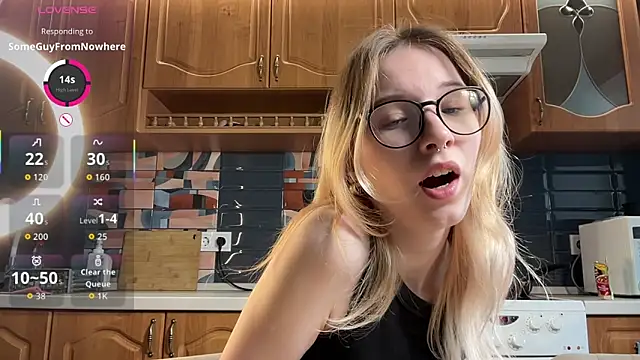 eileencrowday online show from 04-14-26, 03:12