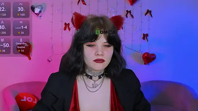 nikki kiss  online show from 04-22-26, 08:50