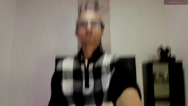 Oliver Goldberg online show from 04-13-26, 02:11