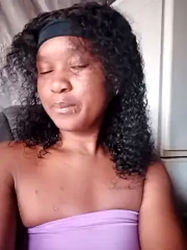 Diva-girl1 online show from 04-19-26, 08:35