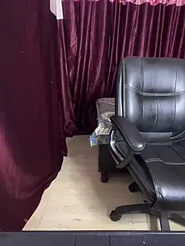 DarlingRuby online show from 04-21-26, 05:06