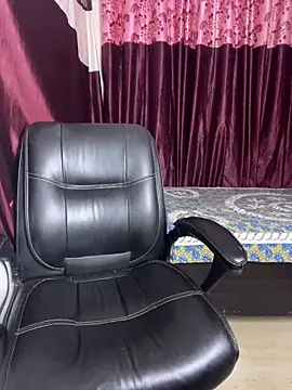 DarlingRuby online show from 04-23-26, 05:59