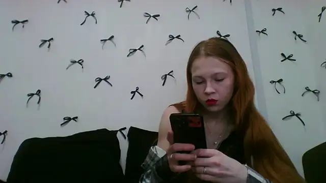 WhispersOfNight online show from 04-22-26, 07:15