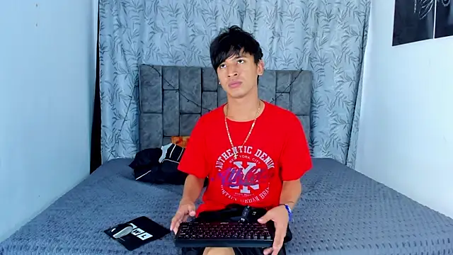 IhanKing online show from 06-11-26, 06:50