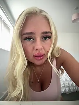 Vanillaheavennn online show from 04-16-26, 11:55