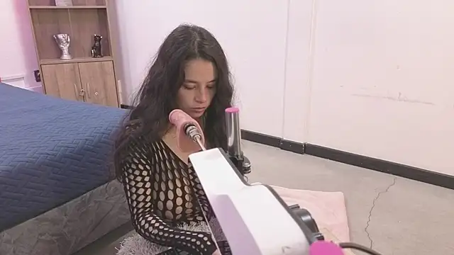 Samantha bloww1 online show from 04-22-26, 03:42