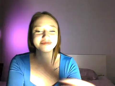 Snapshot of DarkMirel chatting on 04-18-26, 07:58 DarkMirel online show from 04-18-26, 07:58