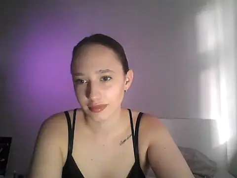 Snapshot of DarkMirel chatting on 04-21-26, 02:34 DarkMirel online show from 04-21-26, 02:34