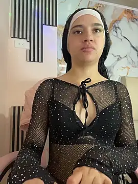 Snapshot of lia_ec chatting on 06-20-26, 02:31 lia ec online show from 06-20-26, 02:31