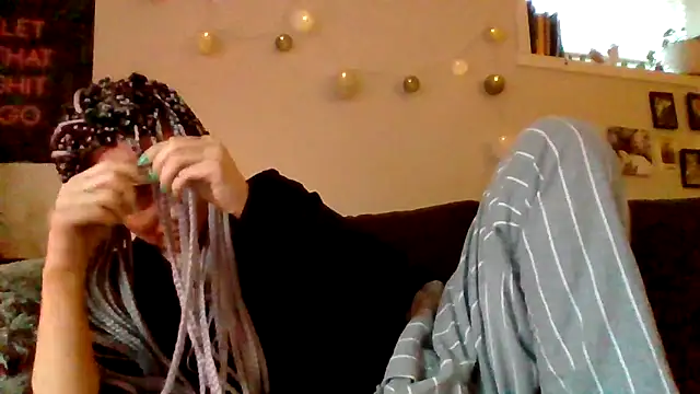 shyhornymommy online show from 05-06-26, 01:57
