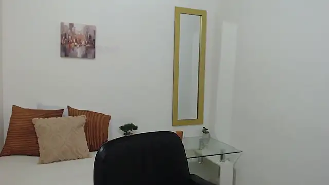 Snapshot of Georgina_DelaCruz chatting on 04-15-26, 02:35 Georgina DelaCruz online show from 04-15-26, 02:35