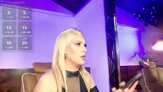 emma dragon online show from 04-29-26, 02:15