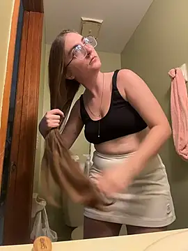 prettykitttty online show from 05-28-26, 01:19