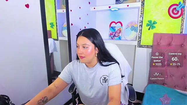 Snapshot of Dakota_lee03 chatting on 05-03-26, 11:27 Dakota lee03 online show from 05-03-26, 11:27