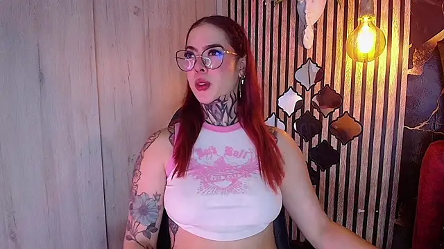 Snapshot of Atenea_Red chatting on 05-11-26, 08:17 Atenea Red online show from 05-11-26, 08:17